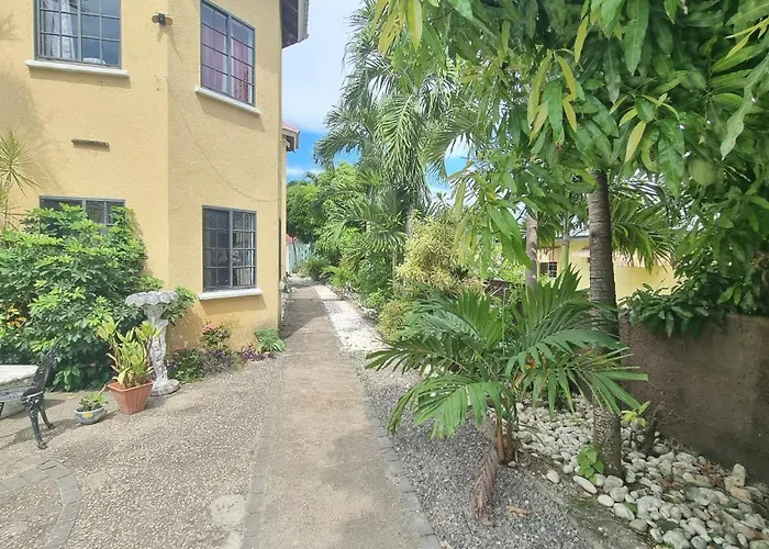 Little Savoy New Apartment Runaway Bay